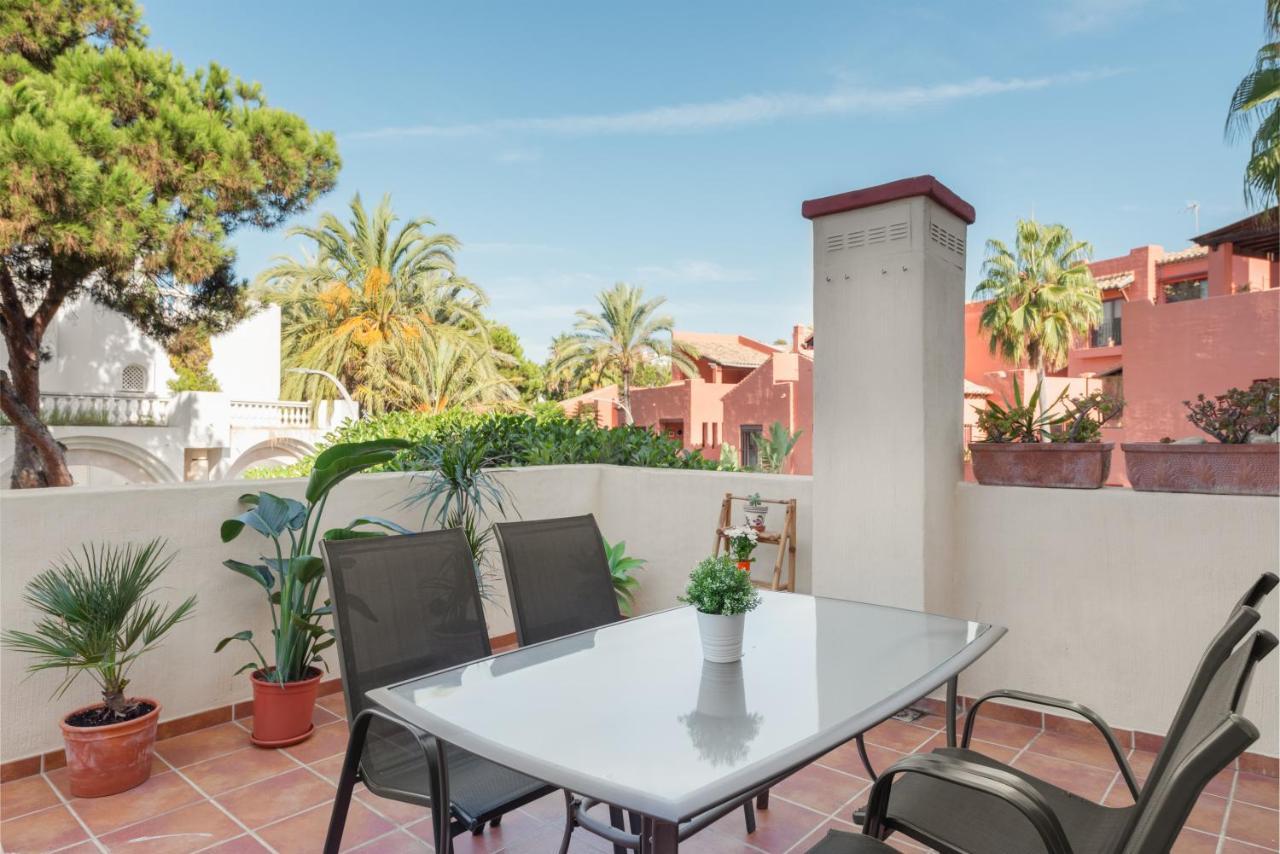 Romana Playa Apartamento Elviria Marbella Exteriör bild